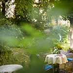 Gaestehaus Englischer Garten München