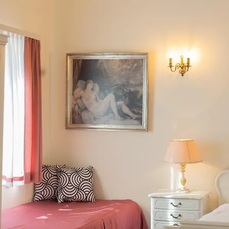 Gaestehaus Englischer Garten Hotel *