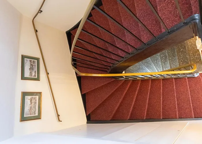 Gaestehaus Englischer Garten Отель *