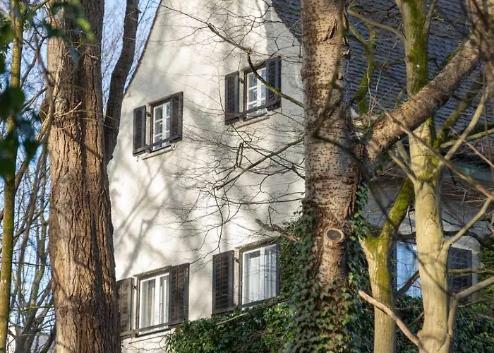 Отель Gaestehaus Englischer Garten Мюнхен