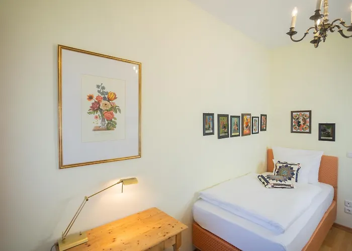 Gaestehaus Englischer Garten Отель *